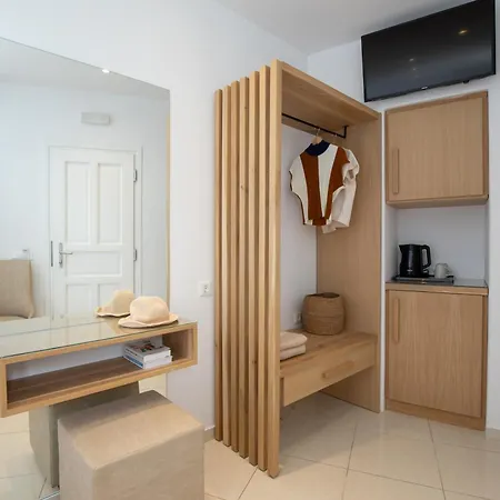 Hotel Damianos Mykonos 3*
